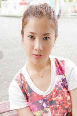 小莹客厅激情46章至50章